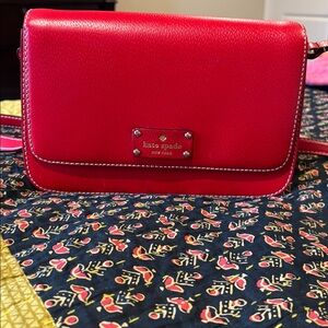 Kate Spade messenger crossbody purse red